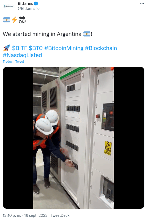 Mineros de Bitfarms en granja de minería bitcoin