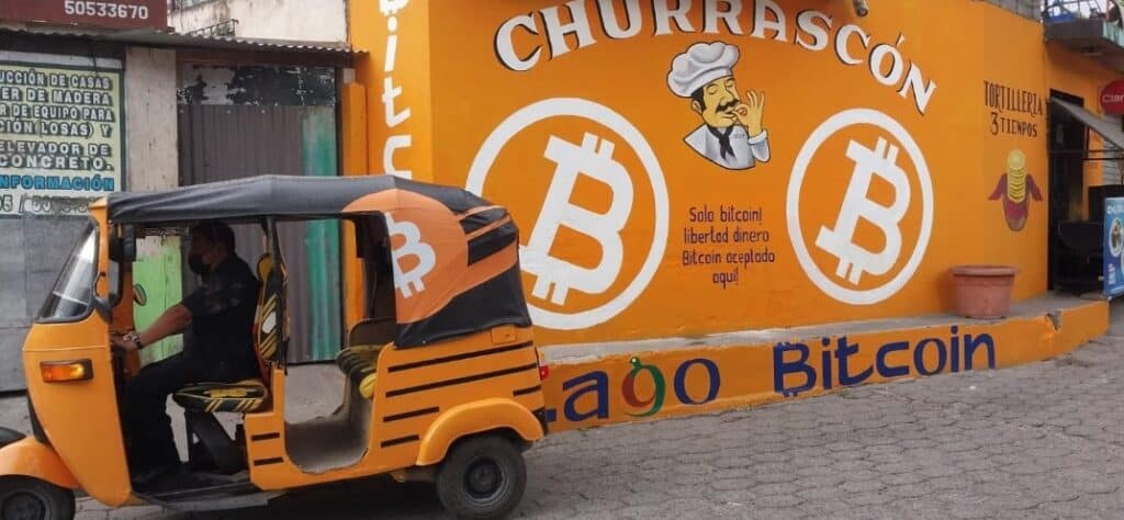 negocios de comunidades aceptando bitcoin