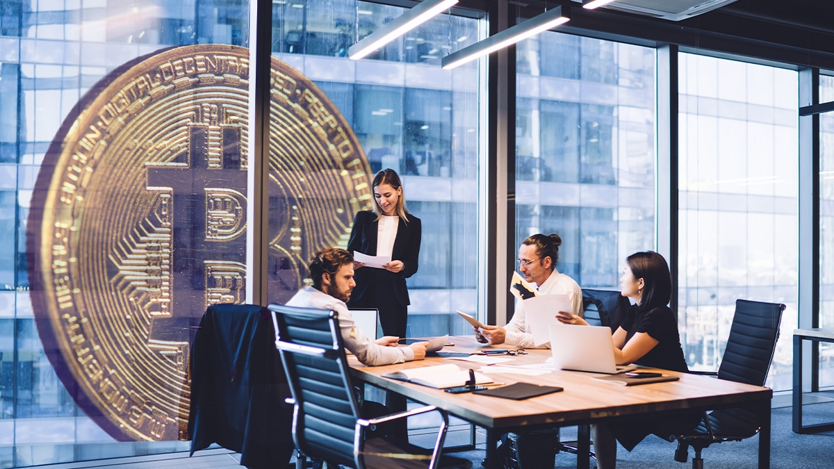 Empresas de El Salvador quieren transformación tecnológica, pero pocas usan bitcoin