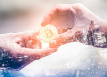 PlanB comentó que ha comprado bitcoin en tres oportunidades distintas desde 2015. Fuente: Yingyaipumi / adobe.stock.com.