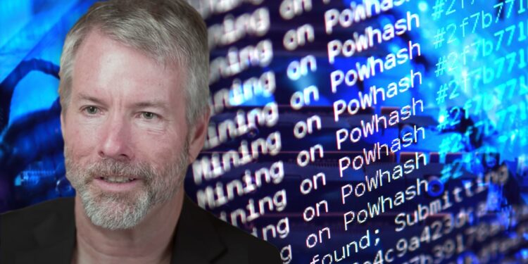 Michael SAylor con código de minería en PoW y mineros en el fondo