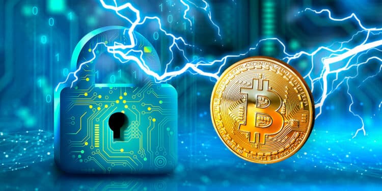 Candado denota seguridad y Bitcoin con relampagos que representan Lightning Network
