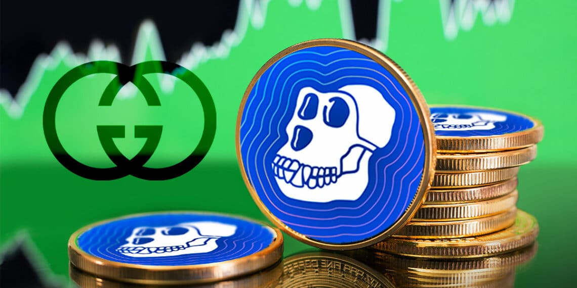 Apecoin apilada con logo de Gucci y gráfico verde