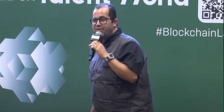 Arley Lozano durante su ponencia en la Conferencia Blockchain Land 2022