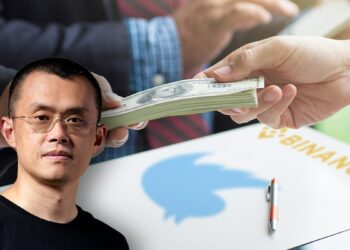 Changpeng Zhao en frente de personas entregandose dinero sobre documento con logo de twitter y binance