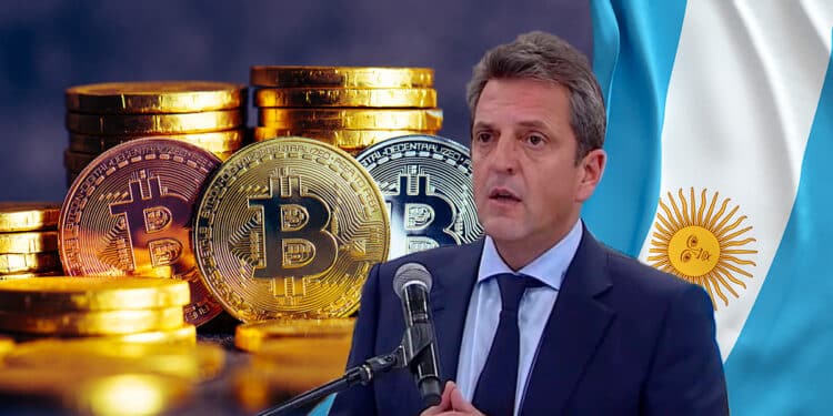 Sergio Massa junto a bitcoin y bandera de Argentina.