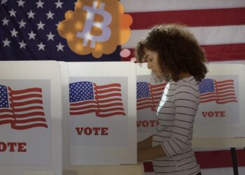 mujer pensando en bitcoin en caina de votación en Estados Unidos