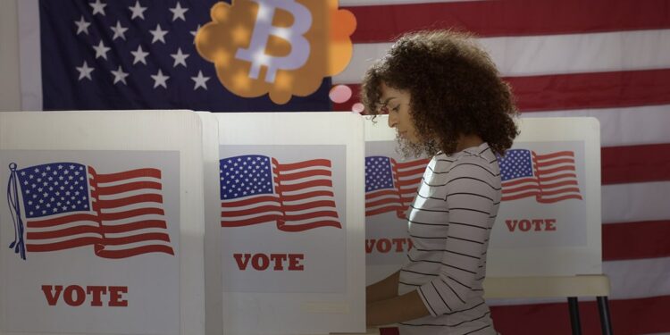 mujer pensando en bitcoin en caina de votación en Estados Unidos