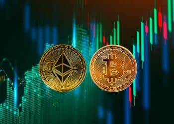 BTC y ETH con gráficos verdes de alza