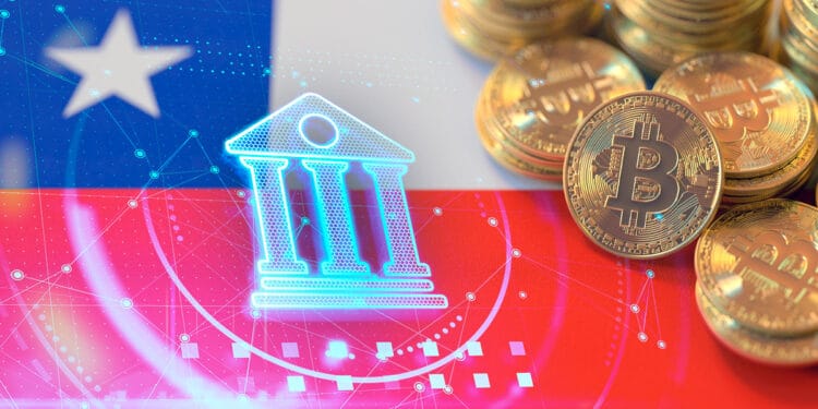 Bandera de Chile junto a bitcoins y banco.