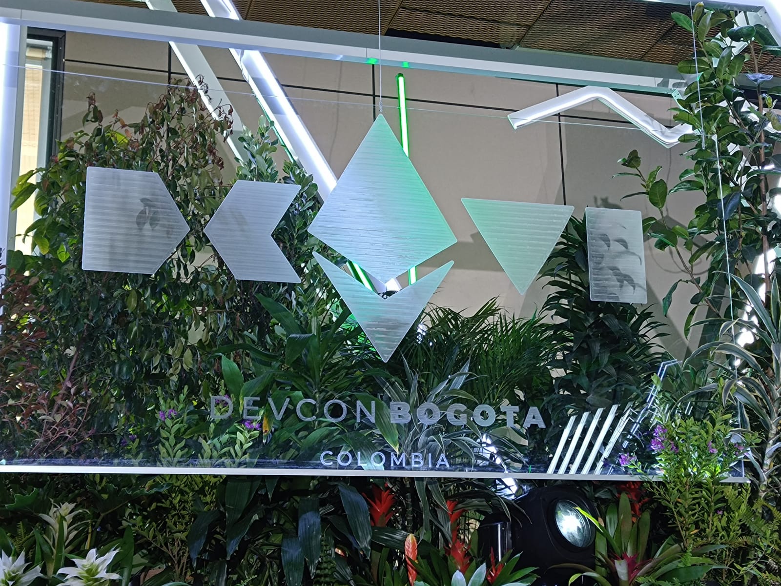 Devcon, día 3: una tormenta de ideas sobre Ethereum en Bogotá