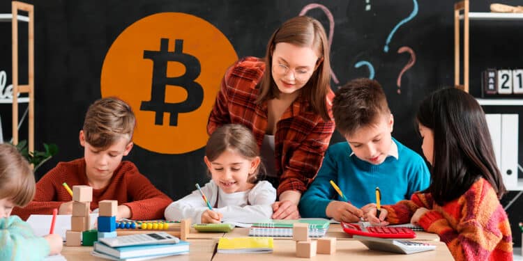 Escuela en El Salvador en donde enseñan sobre bitcoin.