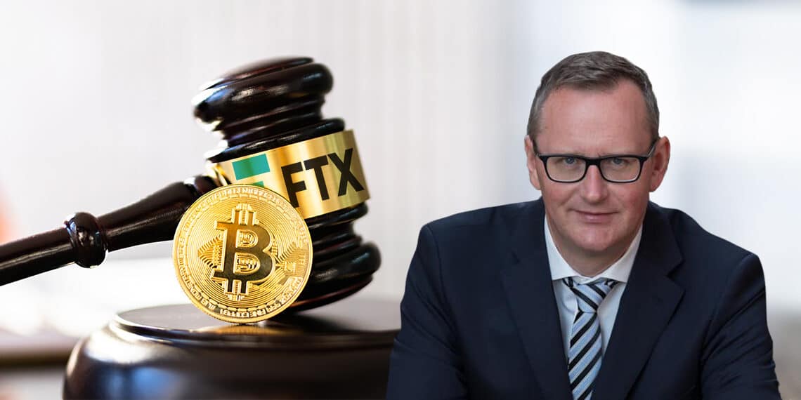 Eurodiputado junto a bitcoin y logo de FTX.