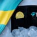 Fondos congelados junto a logo de ftx y bandera de las Bahamas.