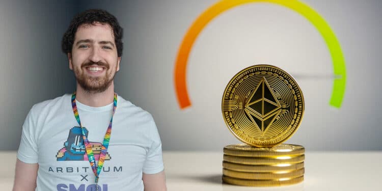 Harry Kalodner junto a moneda de ethereum