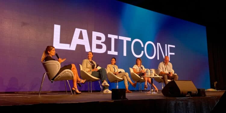Labitcoinf bancos y criptomonedas