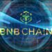 logo de BNB chain en radar digital con hacker en el fondo