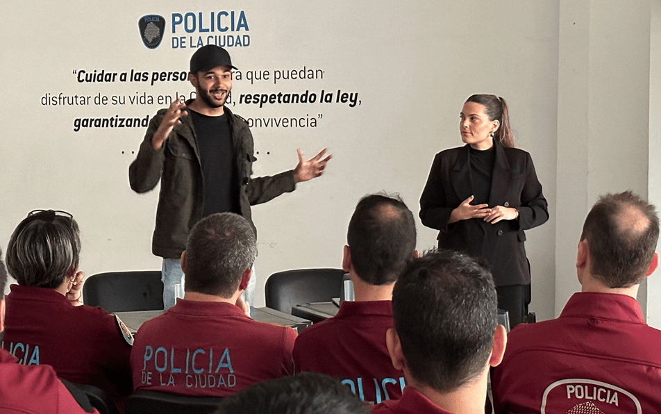 Taller de Binance a fuerzas policiales de la Ciudad Autónoma de Buenos Aires