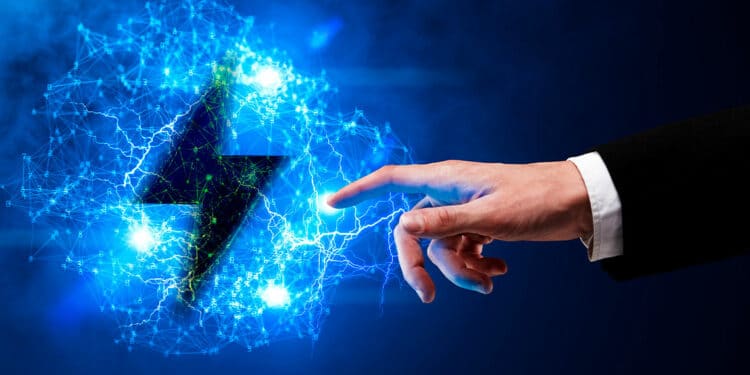 Mano junto a red Lightning Network.