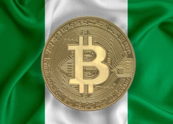 Bandera de Nigeria y BTC