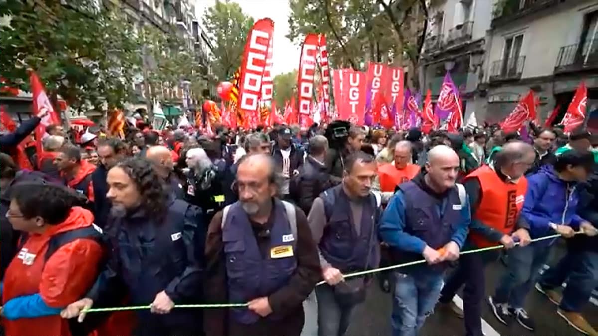 Ciudadanos sufren la inflación en España: «no llegamos a fin de mes»