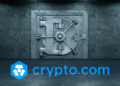 Bóveda junto a logo de crypto.com.