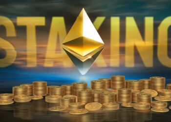monedas apiladas bajo logo de Ethereum con "satking" en el fondo