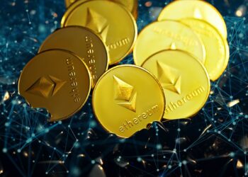 monedas de ethereum apiladas sobre red digital unida por nodos