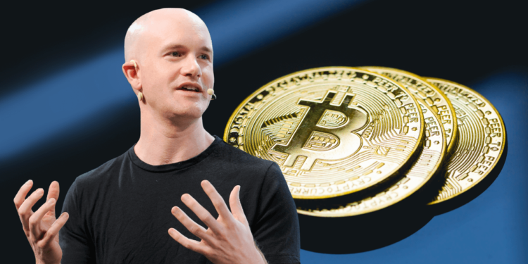 CEO de Coinbase junto a bitcoins.