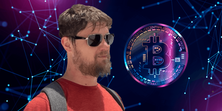 Peter Todd junto a bitcoin y una red descentralizada.
