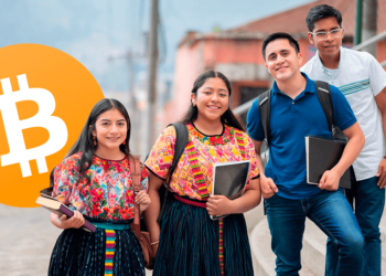 Bitcoin junto a indígenas de Guatemala.