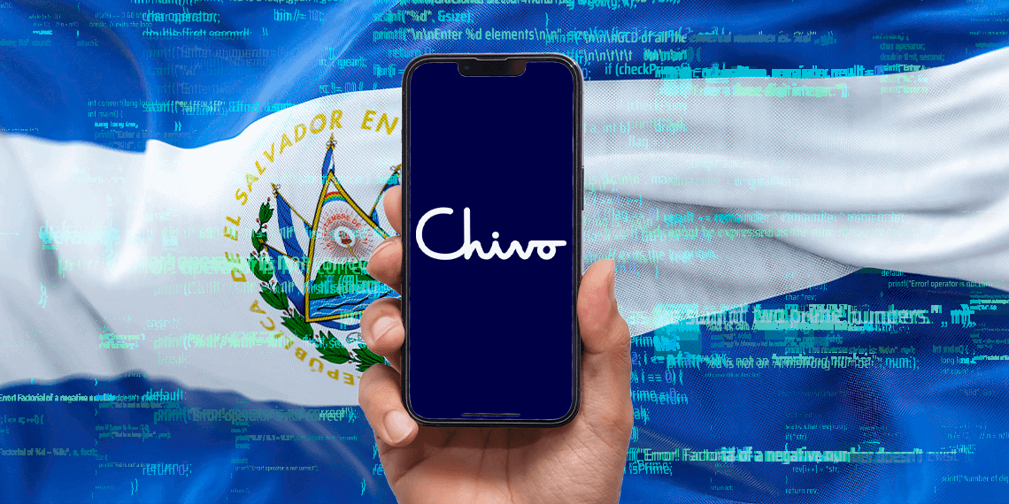 App de chivo wallet junto a bandera de El Salvador.