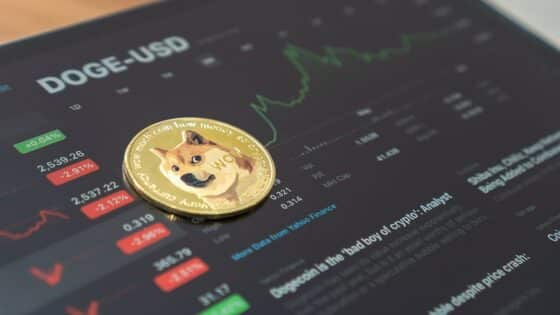 Dogecoin sube hasta 10% con nuevas noticias de Twitter y Elon Musk