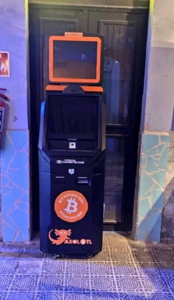 nuevo cajero de bitcoin instalado en la ciudad de Monterrey, México