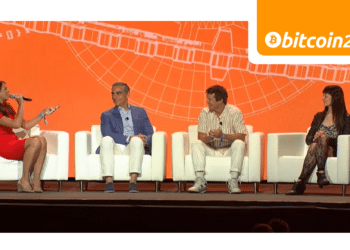 David Marcus, Miles Suter y Elizabeth Stark en la conferencia Bitcoin 2023, en Miami.