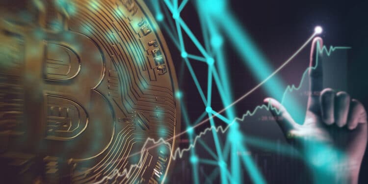 moneda de bitcoin con grafico ascendente alcanzando record señalado por maño y red digital superpuesta