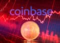 Coinbase y coin con gráficos rojos.