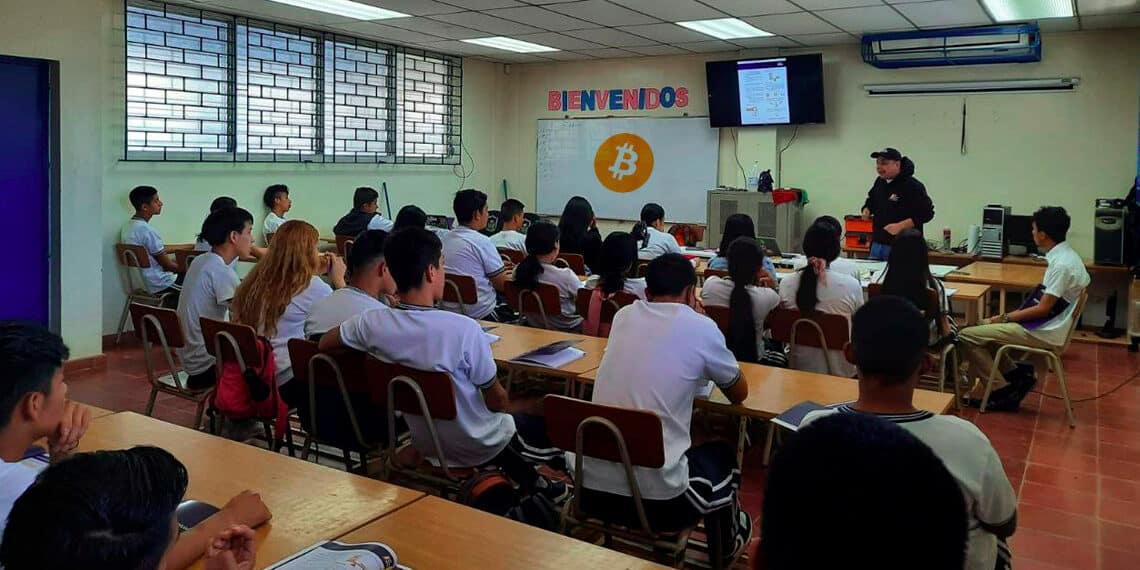 Educación de bitcoin en El Salvador.