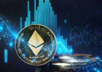 monedas de ethereum con grafico decreciente en el fondo y linea descendente superpuesta