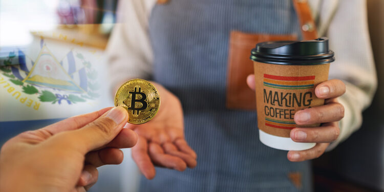 persona pagando con moneda de bitcoin café con logo de making coffee y bandera de el salvador en el fondo