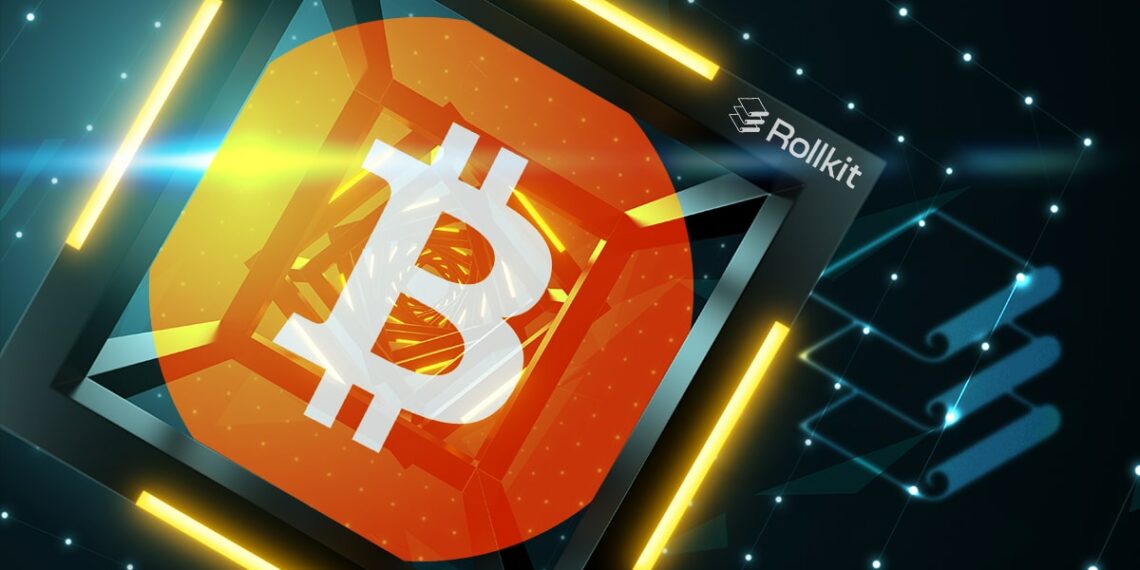 logo de bitcoin dentro de cibo digital encadenado con logo de rollkit