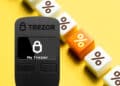 Trezor y símbolo de descuento.