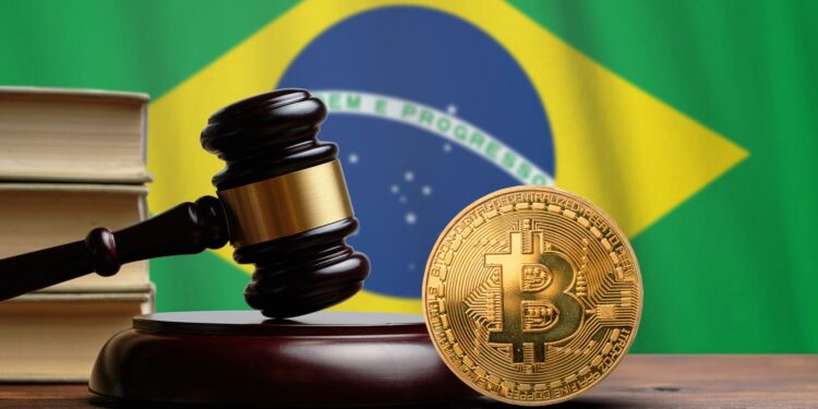 bitcoin y bandera de Brasil.
