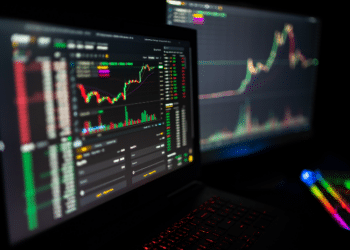 TUSD es una stablecoin cuyo precio debería ser siempre USD 1. Fuente: Mihail Mihailov / stock.adobe.com