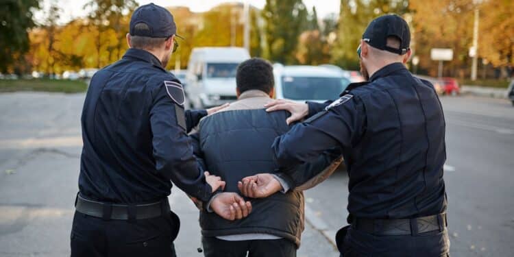 Empresario fue arrestado por aceptar pagos con criptomonedas - Fuente: stock.adobe.com