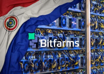 Mineria de bitcoin, bandera de Paraguay y logo de bitfarms.