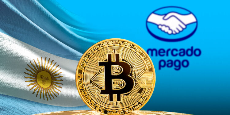 Bitcoin, bandera Argentina y logo de mercado pago.