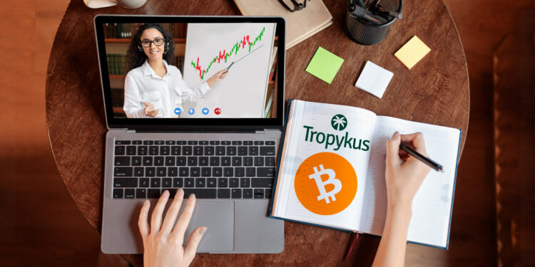 Curso de Tropykus Colombia sobre bitcoin.