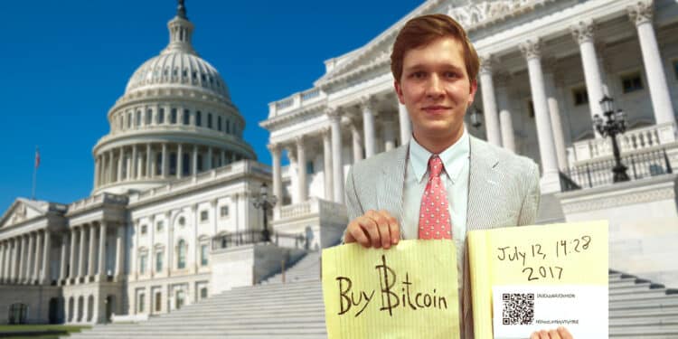 La comunidad catalogó como héroe a un chico que sacó un cartel de Bitcoin en el lugar en el que se discutía sobre la política monetaria de Estados Unidos. Composición por CriptoNoticias. lazyllama/ stock.adobe.com; AltcoinsWorlds/ twitter.com
