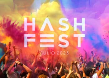 Personas en el festival Hash Fest